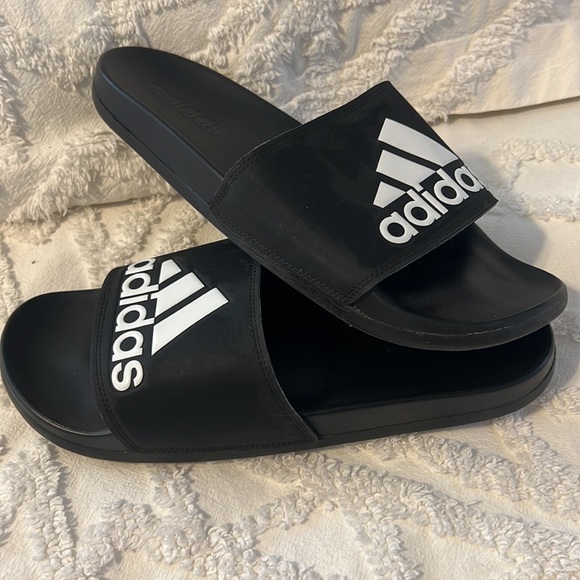 Men’s Adidas Slides - Picture 3 of 3